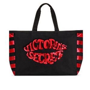 Victoria’s Secret sequence tote